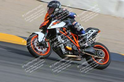 media/Mar-11-2023-SoCal Trackdays (Sat) [[bae20d96b2]]/Turn 11 (940am)/